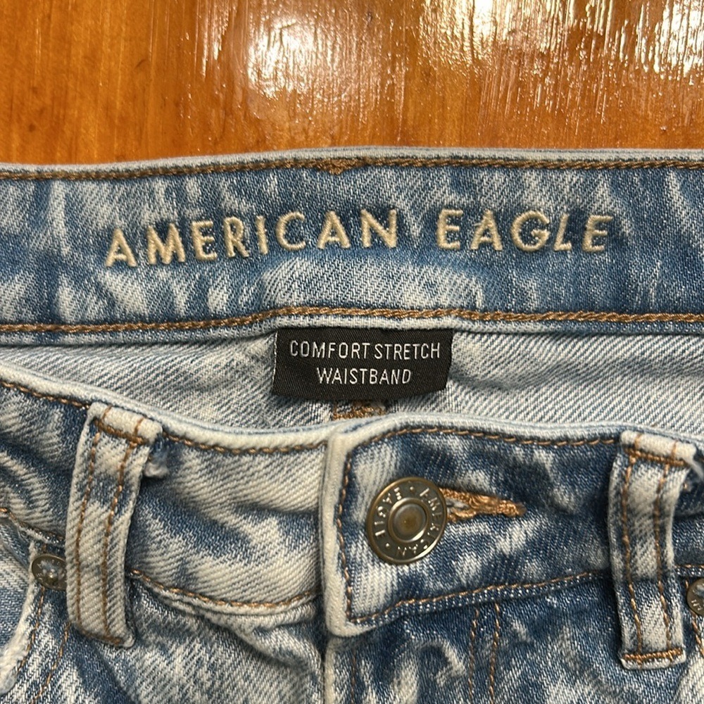 American Eagle Y2K Grunge Acid Wash Distressed Mom Jeans X-Short High Rise Denim - Picture 3 of 11